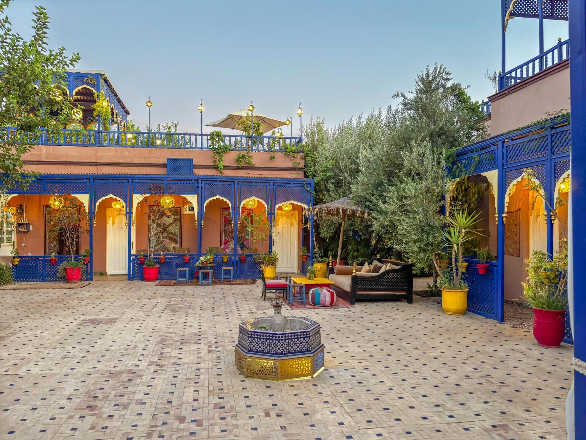 Le Bleu House Bed & Breakfast Sidi Abdallah Ghiat ภายนอก รูปภาพ