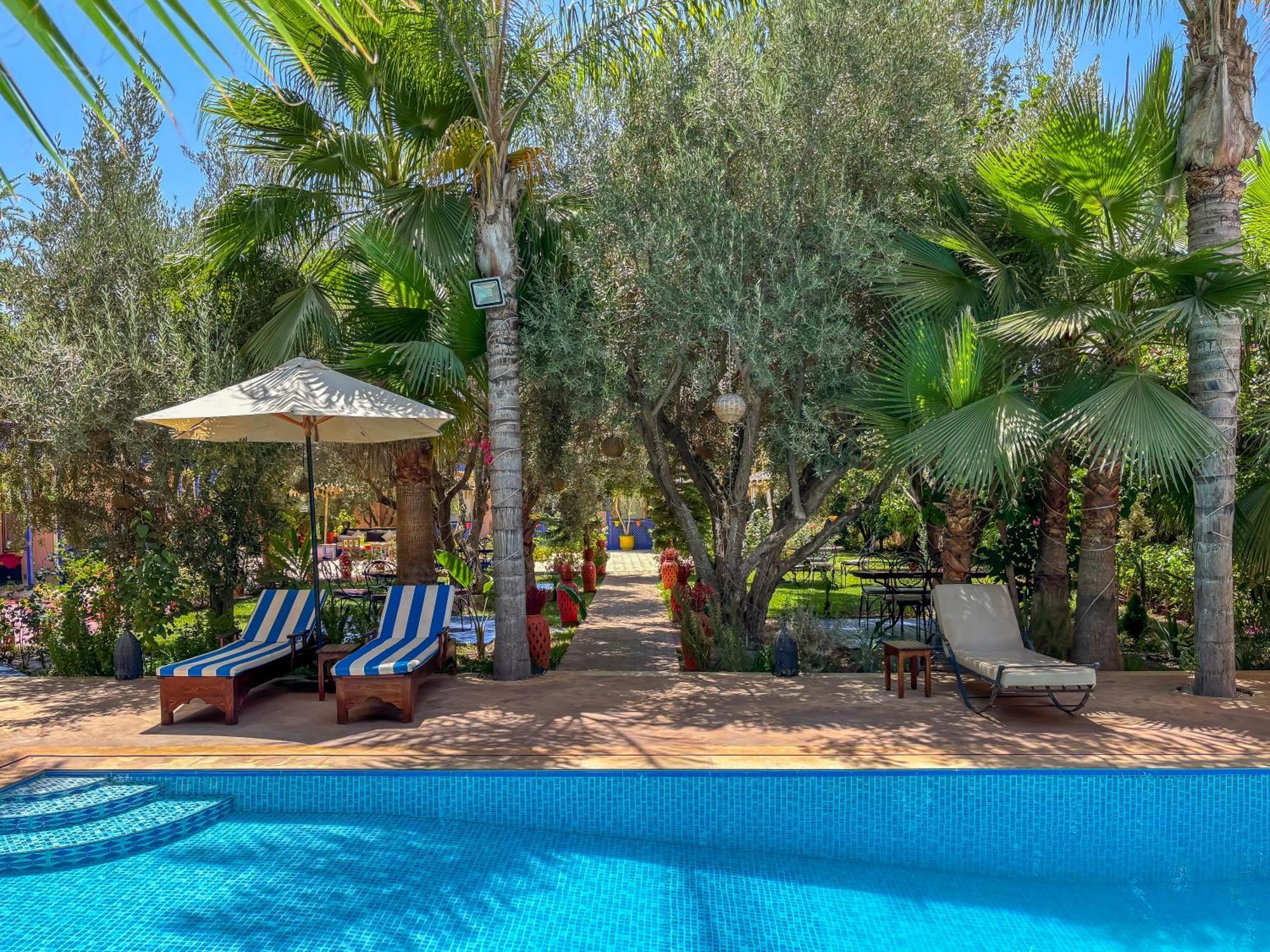 Le Bleu House Bed & Breakfast Sidi Abdallah Ghiat ภายนอก รูปภาพ