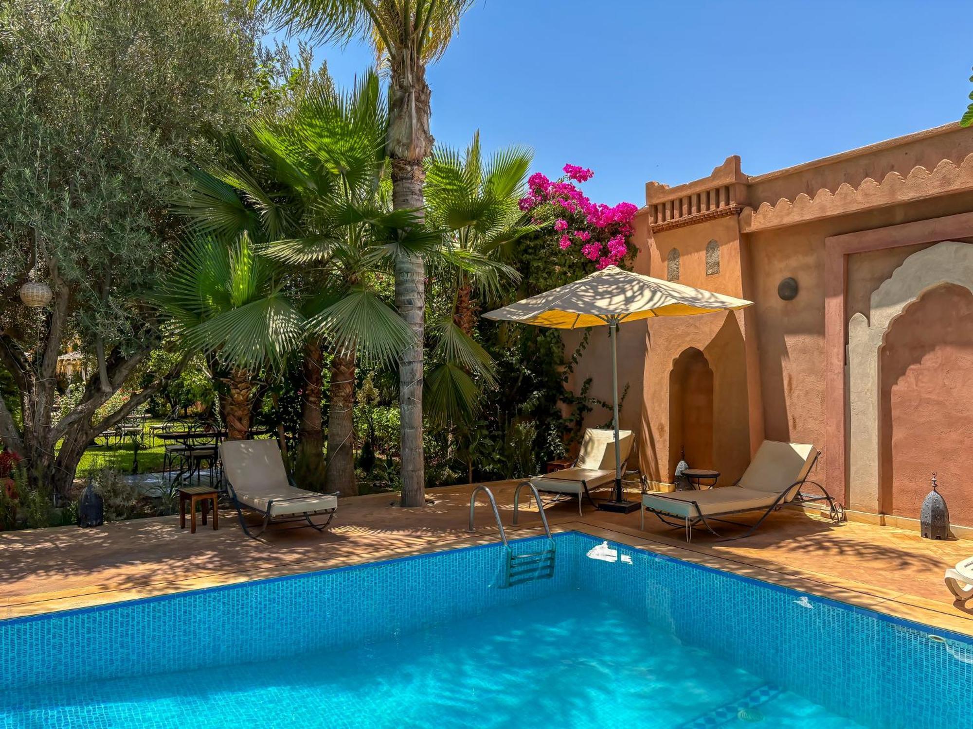 Le Bleu House Bed & Breakfast Sidi Abdallah Ghiat ภายนอก รูปภาพ