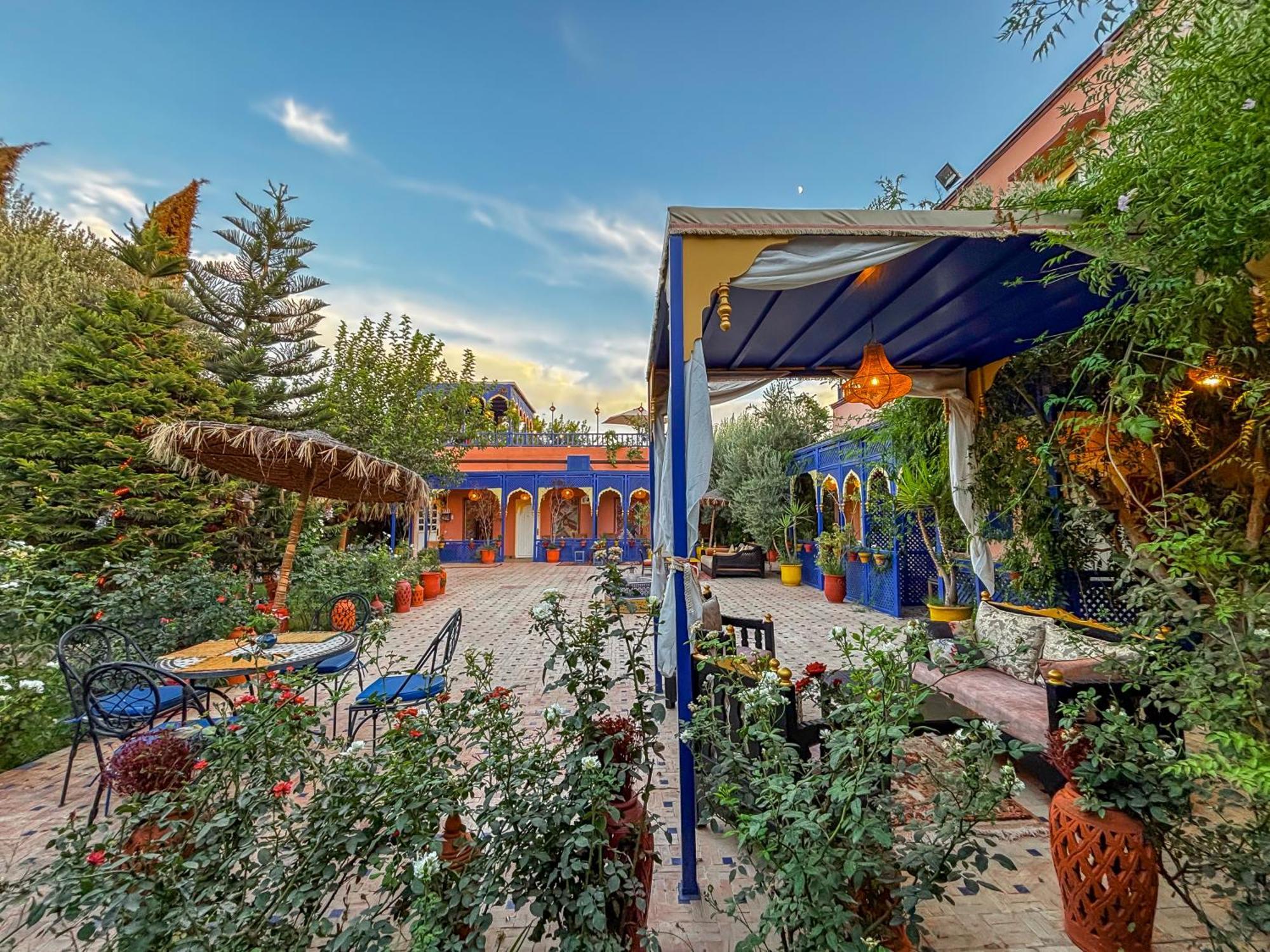 Le Bleu House Bed & Breakfast Sidi Abdallah Ghiat ภายนอก รูปภาพ