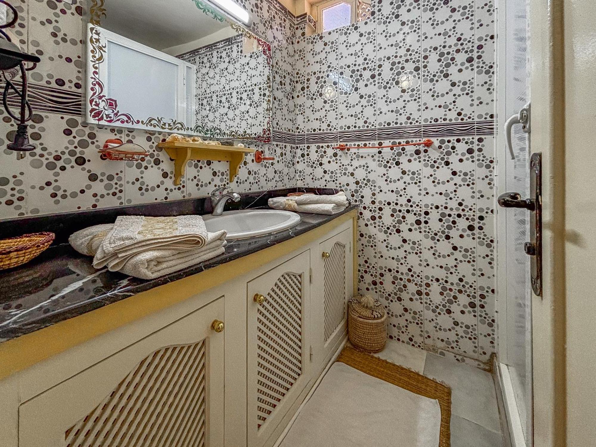 Le Bleu House Bed & Breakfast Sidi Abdallah Ghiat ภายนอก รูปภาพ